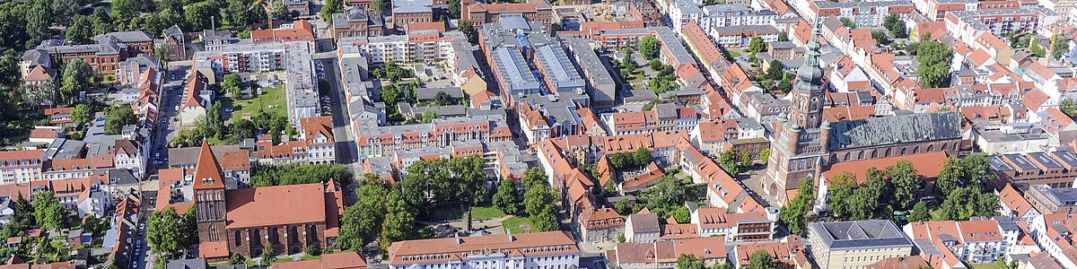 Luftbild von der Innenstadt Greifswald